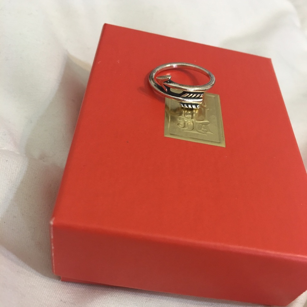 James Avery ‘Arrow’ ring